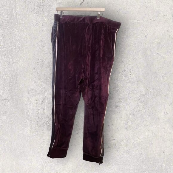 Fabletics Maroon Velour Sweatsuit, 3x - Picture 7 of 13